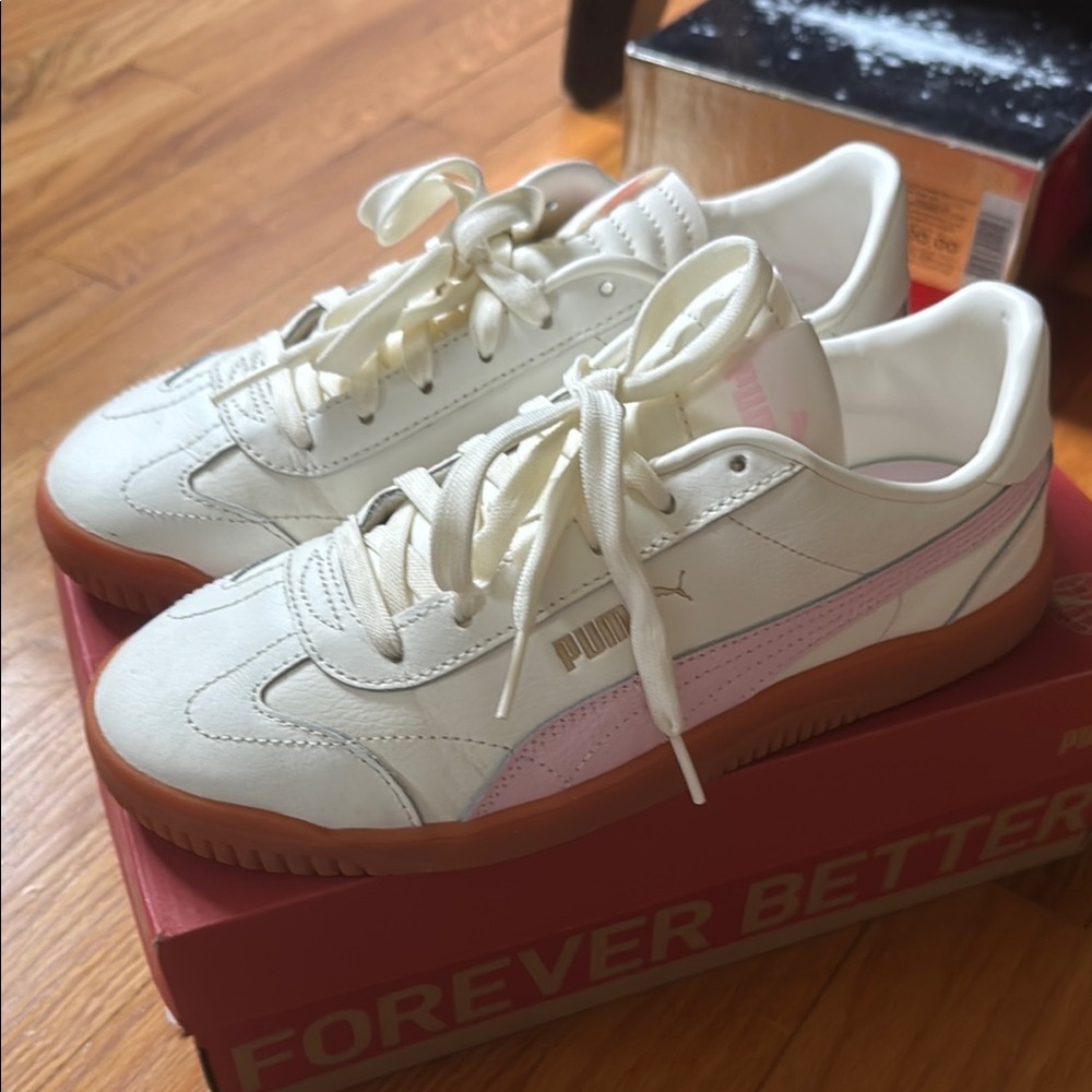 Puma Cream Sneakers Minimalist Design